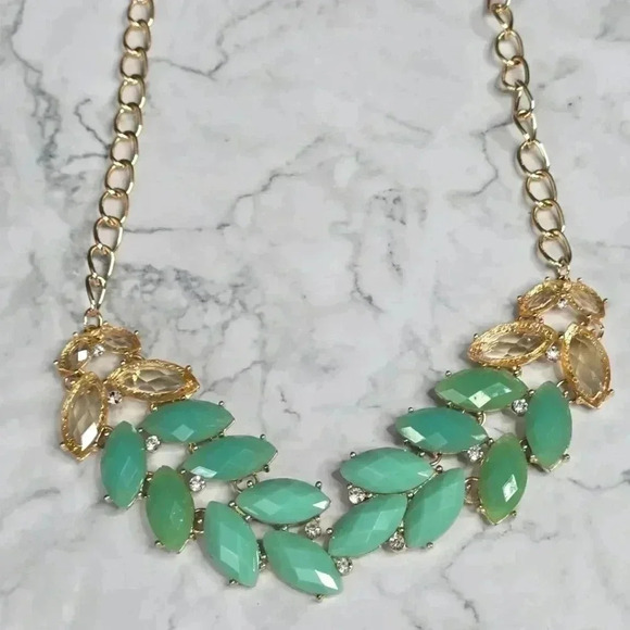 Green Leaf Gold Rhinestone Gem Chain Link Multicolor Statement Necklace - Picture 2 of 3